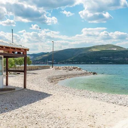 Σπίτι διακοπών In Arbanija With Sea Views, Cleaning Included *