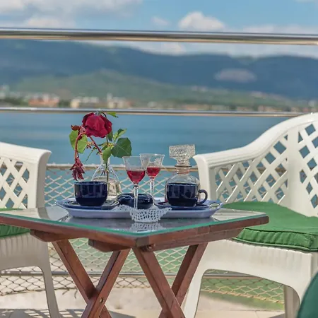 In Arbanija With Sea Views, Cleaning Included Σπίτι διακοπών Τρογκίρ