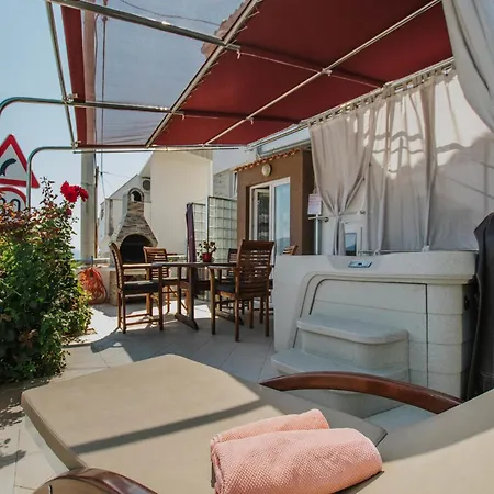 In Arbanija With Sea Views, Cleaning Included Trogir