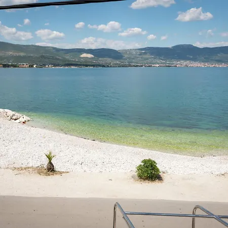 Ferienhaus In Arbanija With Sea Views, Cleaning Included Trogir